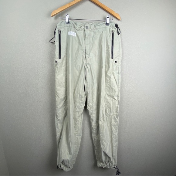 levi's outdoor pants